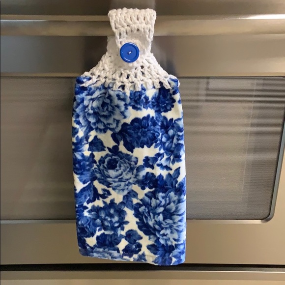 Hand Crafted Crocheted Top Hanging Kitchen Towels - Picture 3 of 3